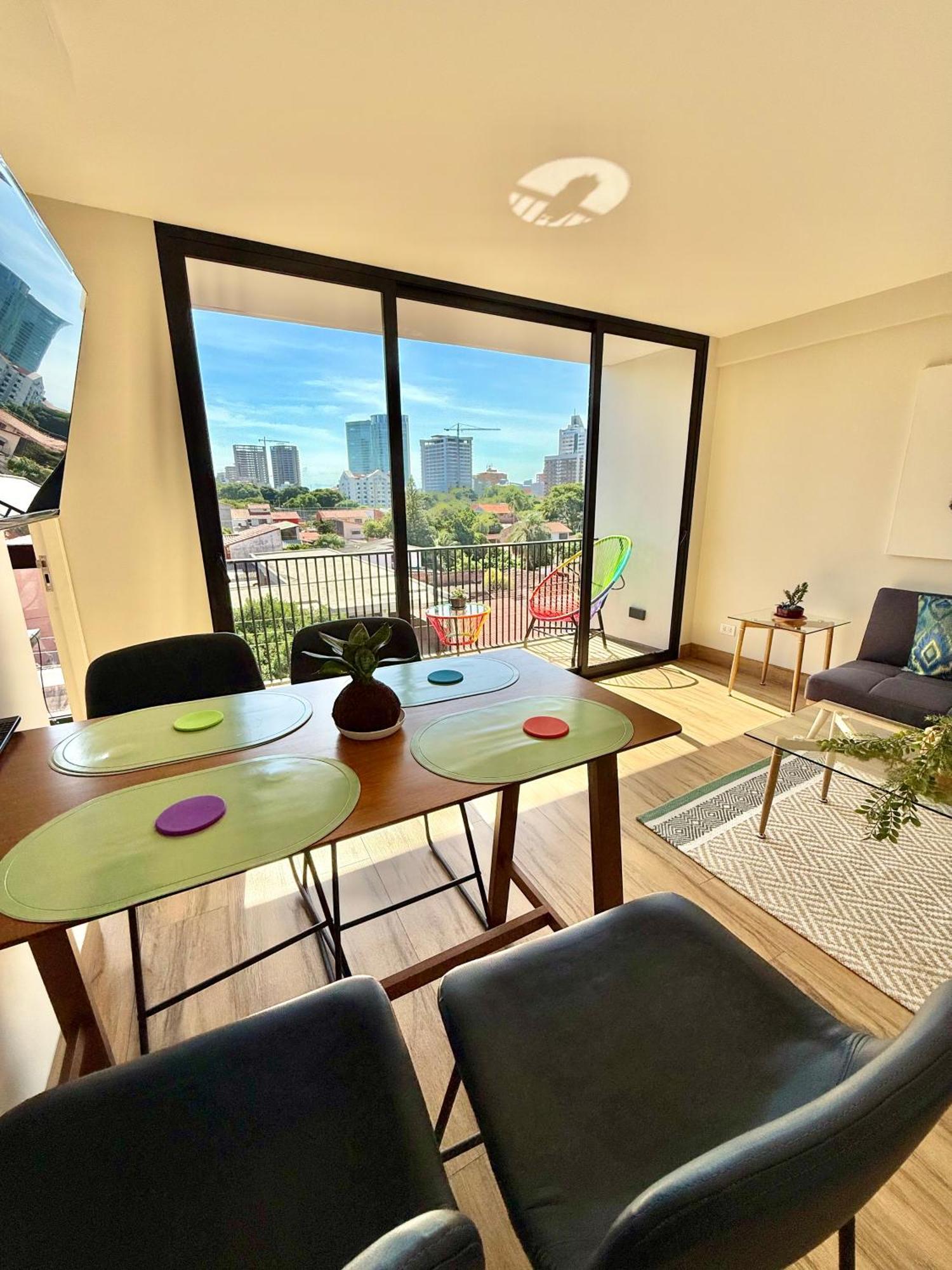 Apartment Comodo De 2 En Santa Cruz Incluye Parqueo *